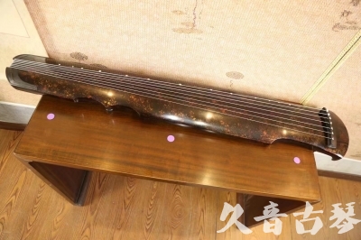 嘉峪关市●久音古琴  ●臻品推荐 20231106 [犀牛皮纹伏羲式]