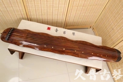 嘉峪关市●久音古琴  ●今日推荐 20240621 【断纹蕉叶】